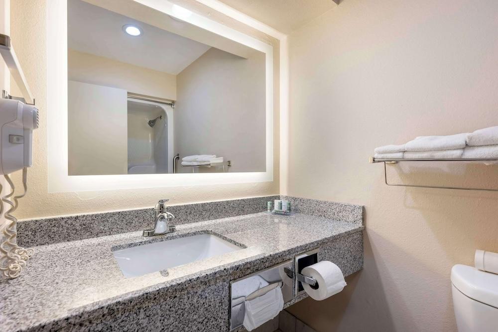 Best Western Post Inn photo 39