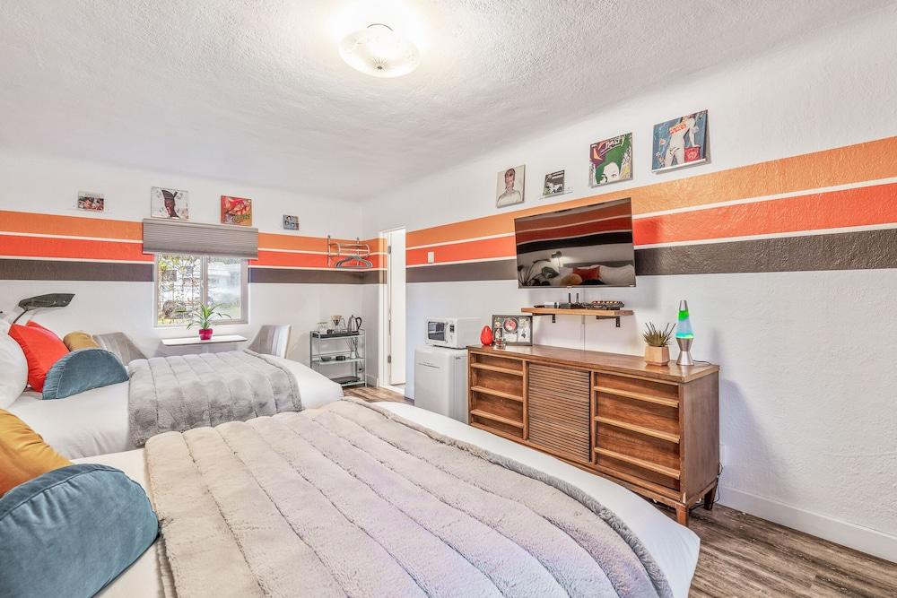 b.side motel + rv photo 10