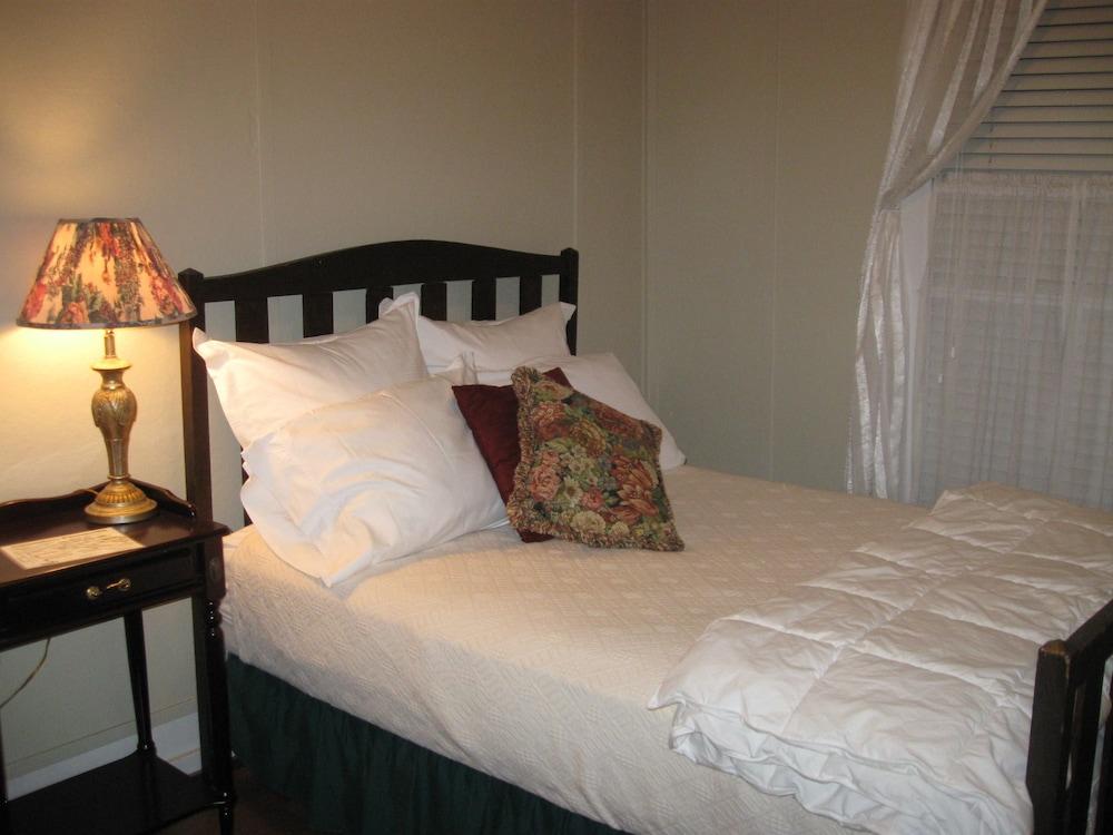 The Forest Queen Hotel photo 4