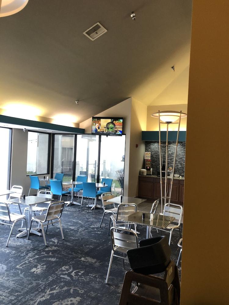 Best Western Courtview Hotel photo 31
