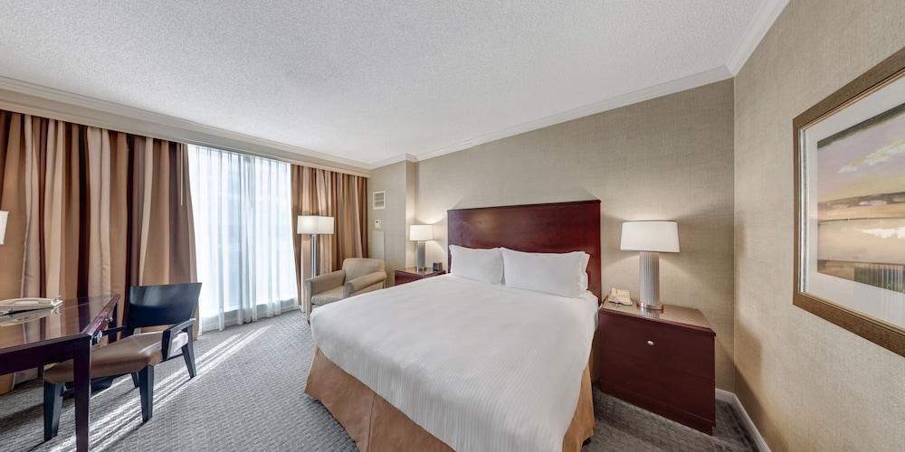 Renaissance Dallas North Hotel photo 36