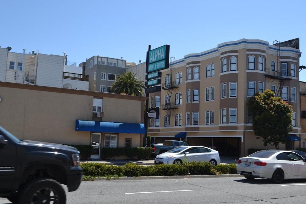 Alpha Inn & Suites photo 10