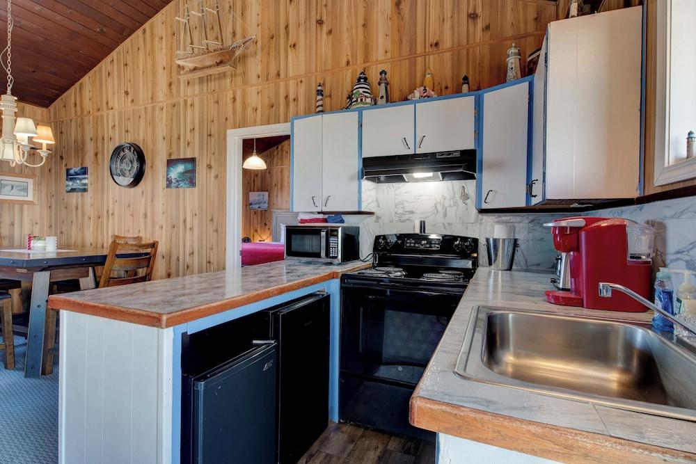 Moolack Shores Inn photo 61
