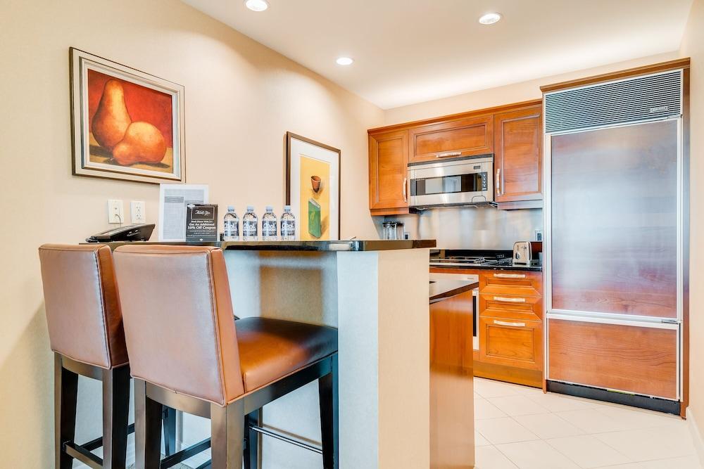 Jet Luxury Resorts @ The Signature Condo Hotel photo 7