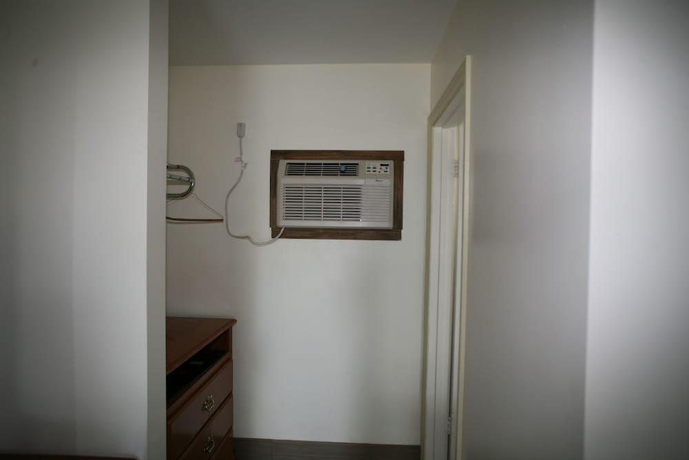 Royal Inn photo 3