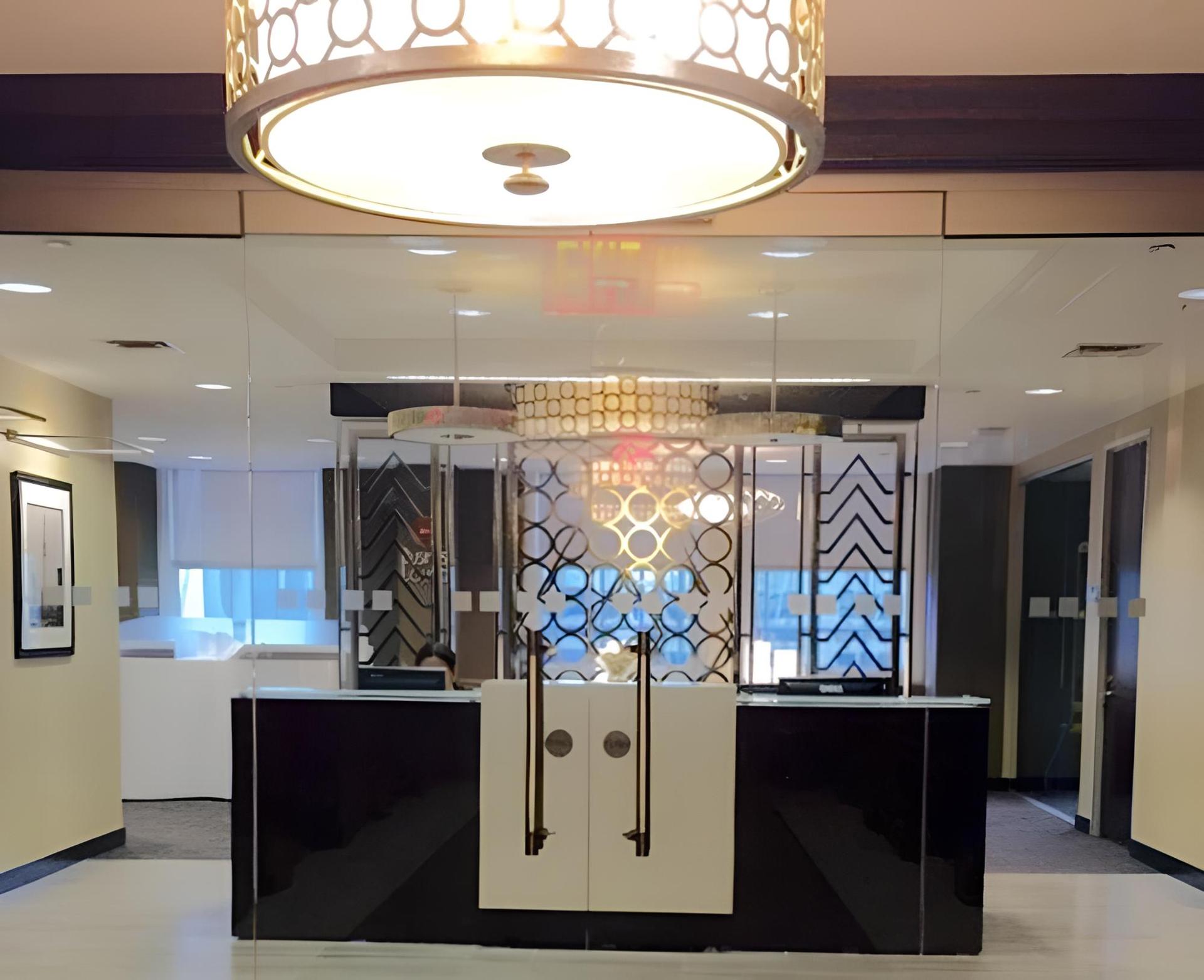 Safehouse Suites Manhattan photo 15