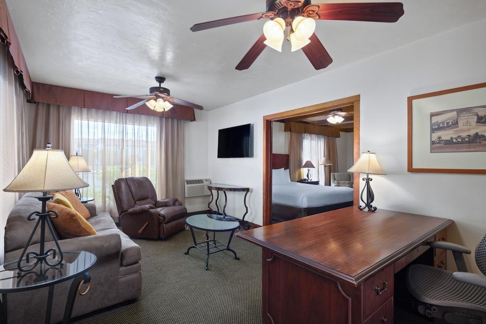 Historic Coronado Motor Hotel by OYO photo 6