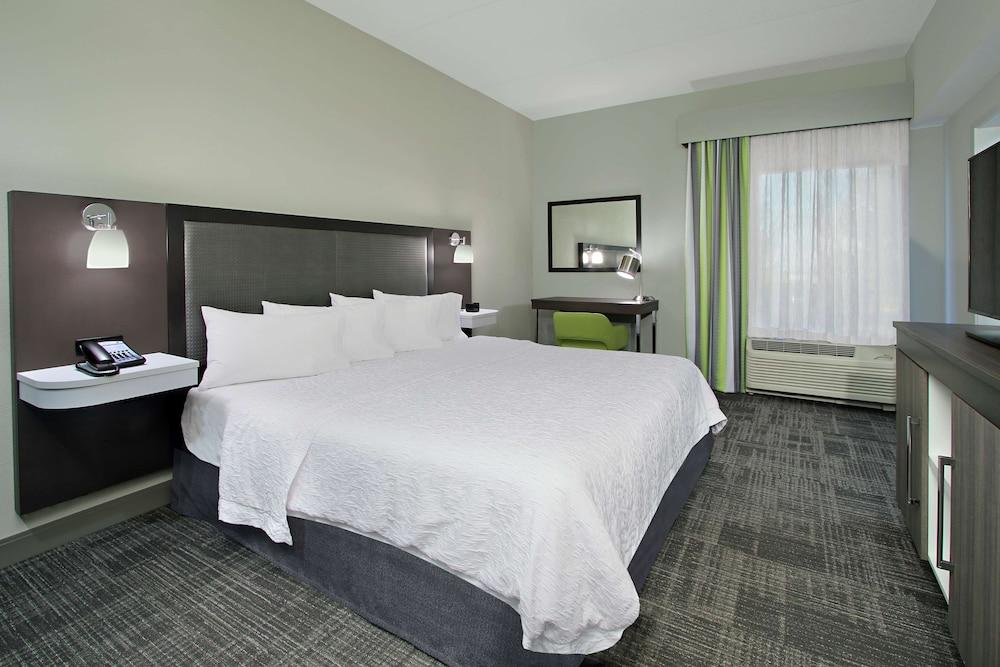 Hampton Inn Hagerstown-I-81 photo 15