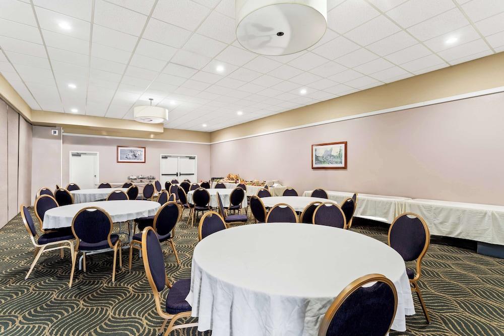 Best Western Miner's Inn photo 15