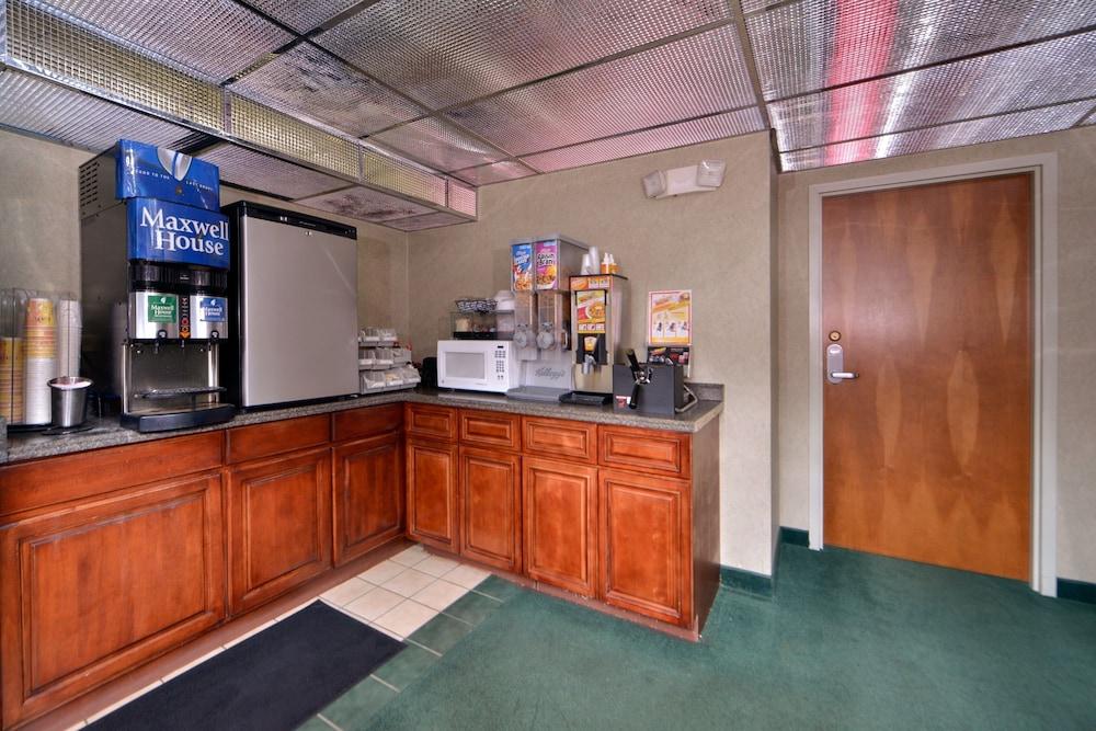 Nation's Inn photo 25