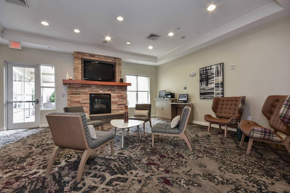Residence Inn Marriott Concord photo 1