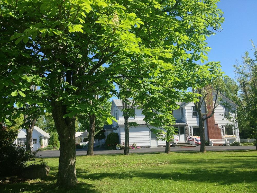 Lukans Farm Resort photo 52