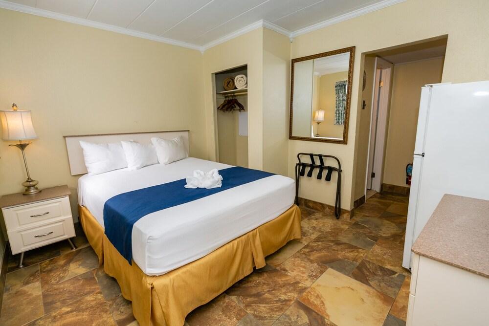 Gondolier Motel photo 19