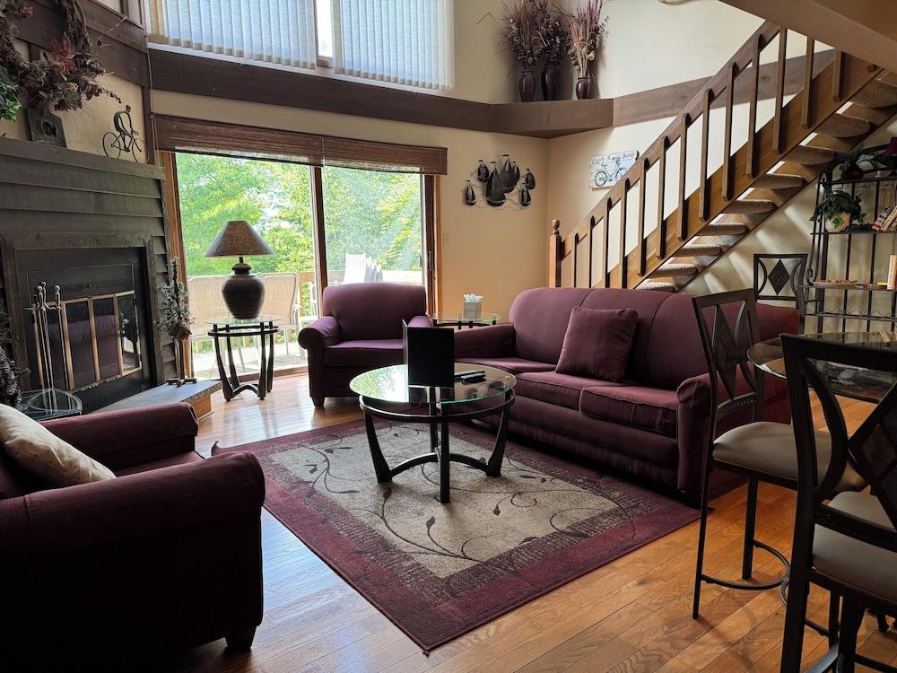 Sunset Condominiums photo 28