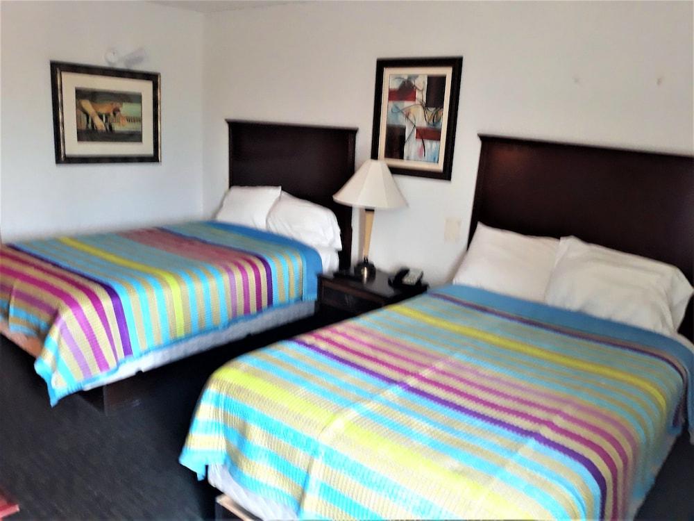 Madison Inn and Suites photo 63