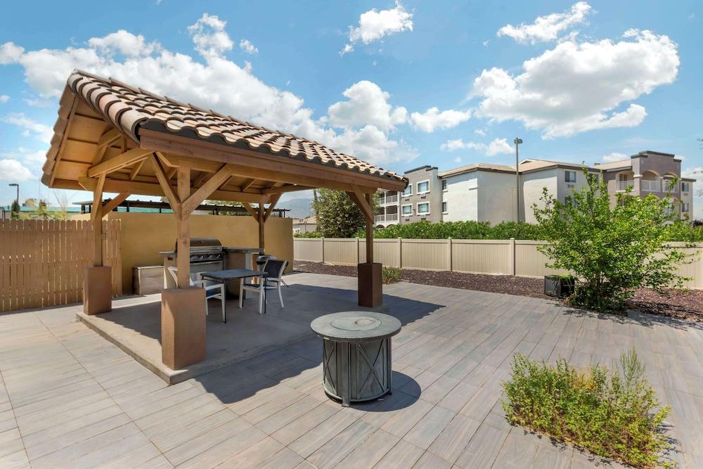 Best Western Plus Safford photo 43