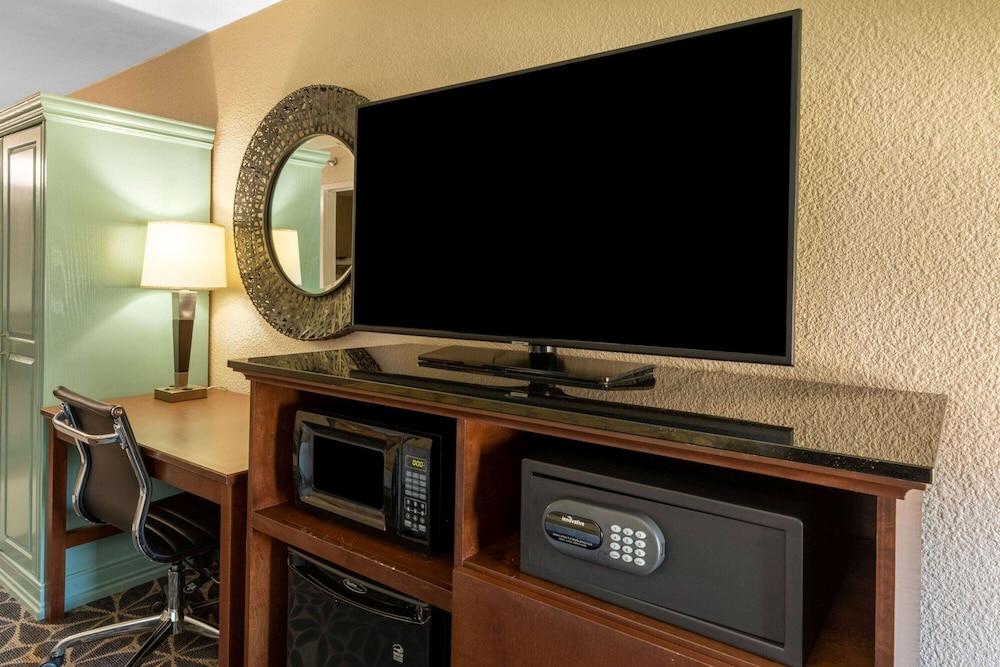 Baymont by Wyndham McAllen/Pharr photo 41
