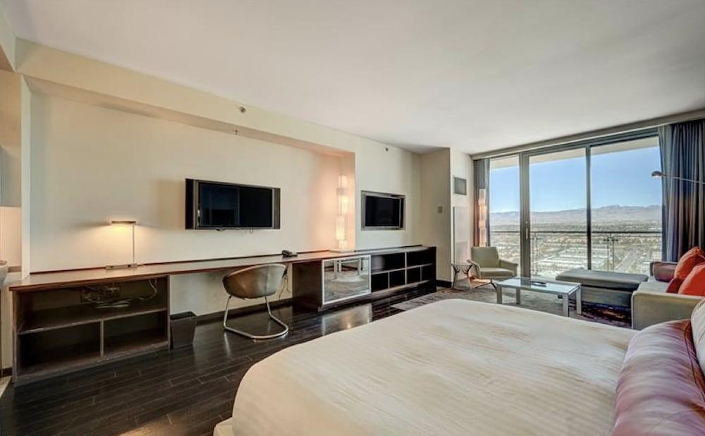 Palms Place Vacation Suites Collection photo 9