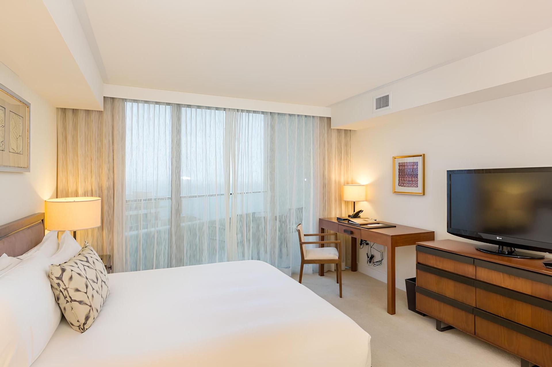 Jet Luxury @ The Trump Waikiki photo 3