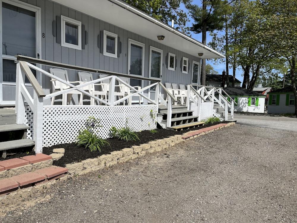 Marvin Gardens Motel photo 26
