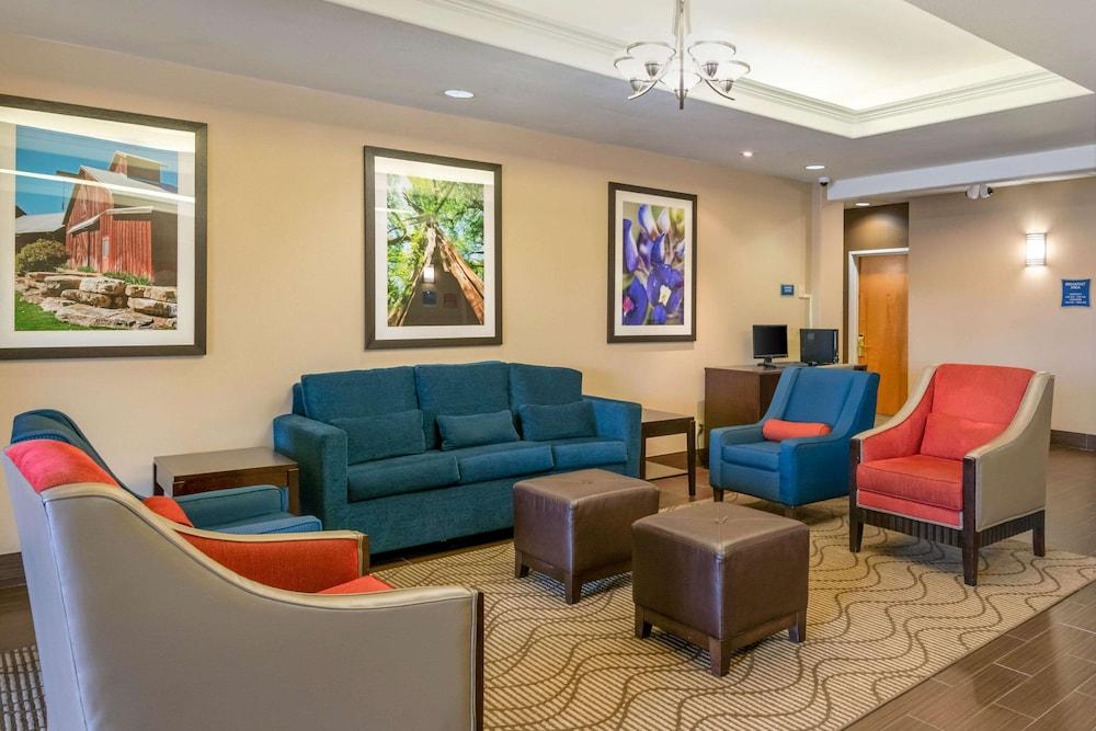 Comfort Inn & Suites, Odessa I-20 photo 2