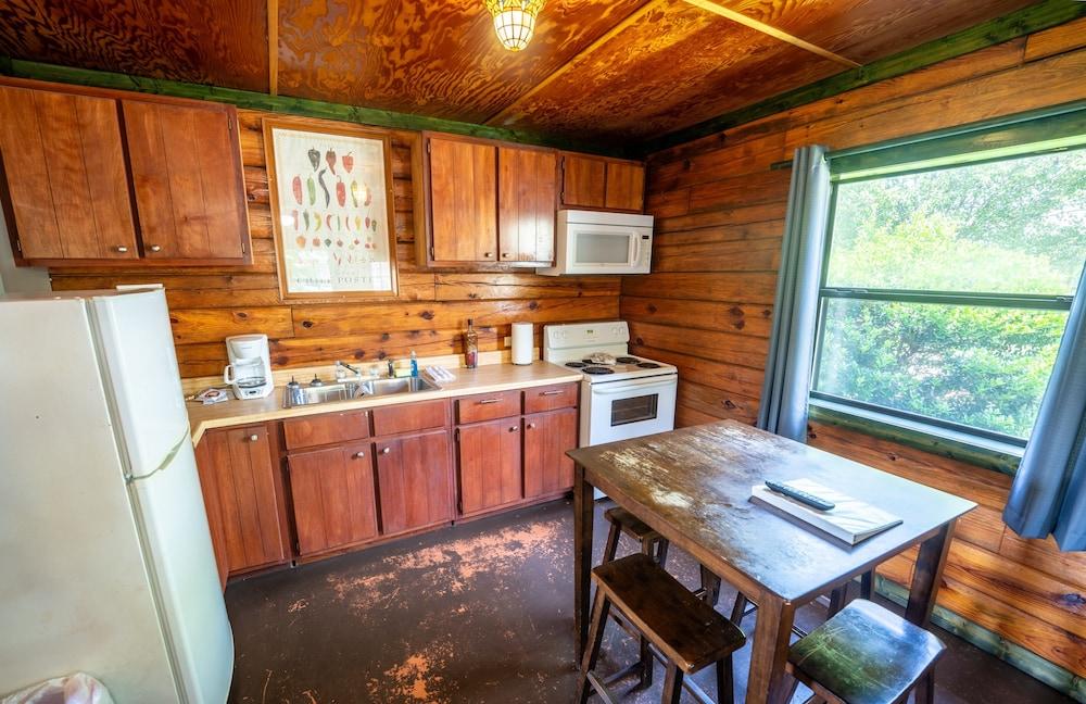 Fishtale Lodge photo 26