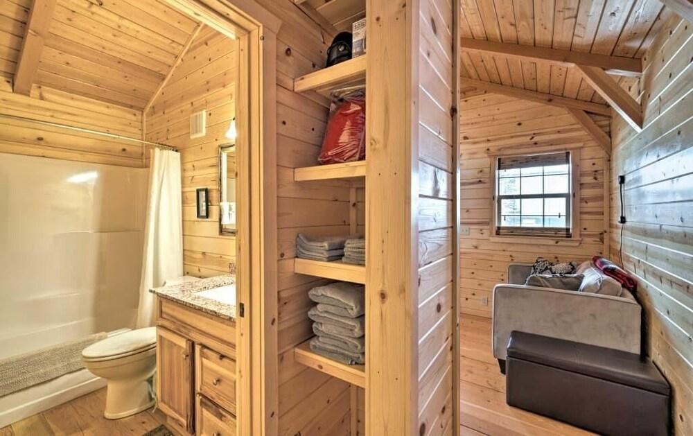 Rustic Ridge Cabins, Charming Retreat (3 Options!) photo 28