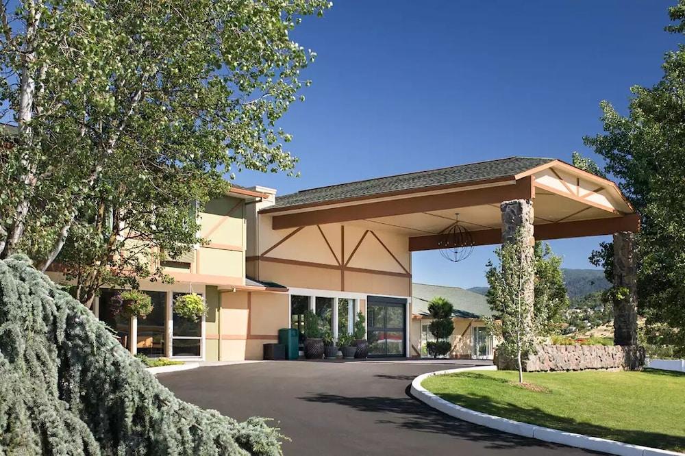 Comfort Inn & Suites Ashland photo 1