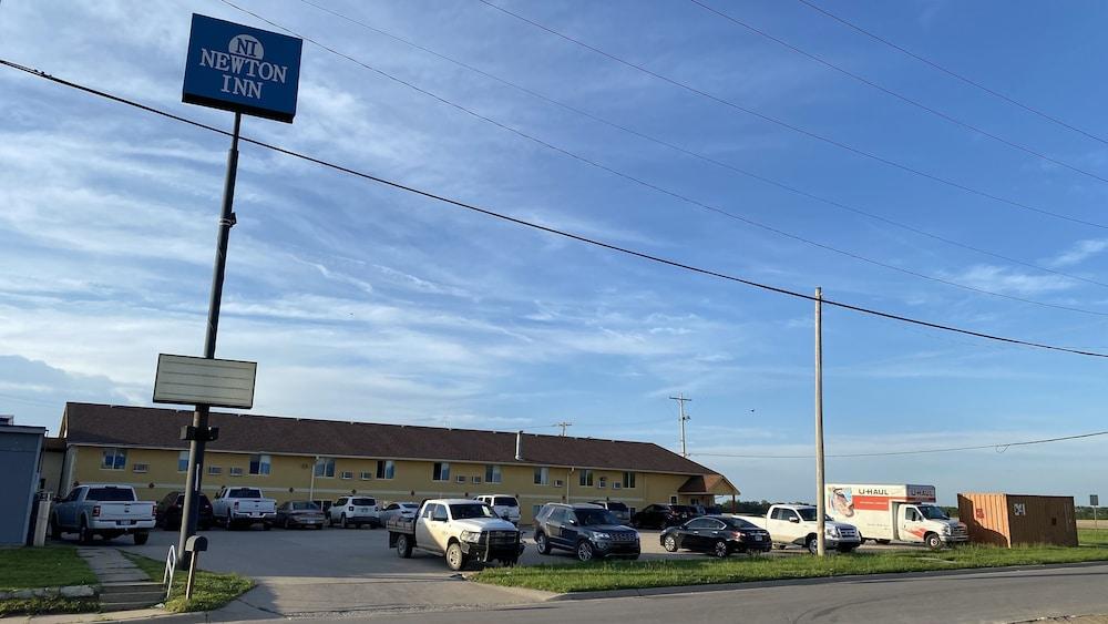 Newton Inn In Newton, KS — hotel in Newton