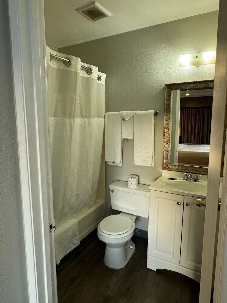 Rodeway Inn El Cajon - San Diego East photo 29
