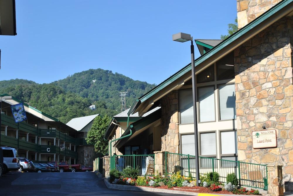 Laurel Point Resort photo 1