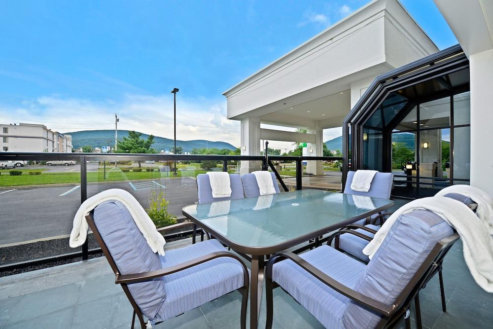 Holiday Inn Express Fishkill-Mid Hudson Valley by IHG photo 77