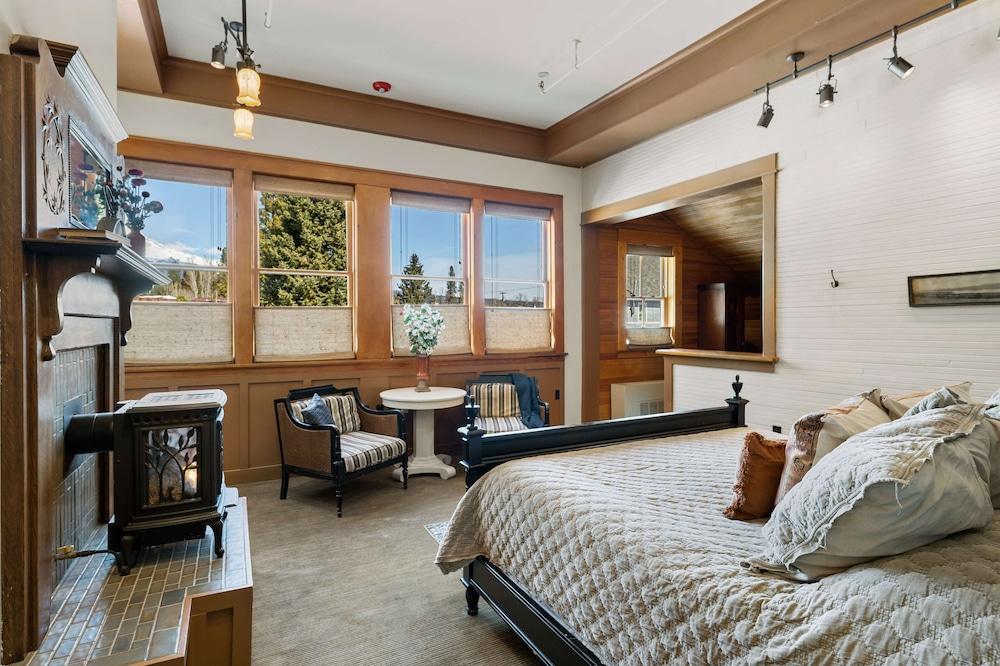 Mccloud Mercantile Hotel photo 64