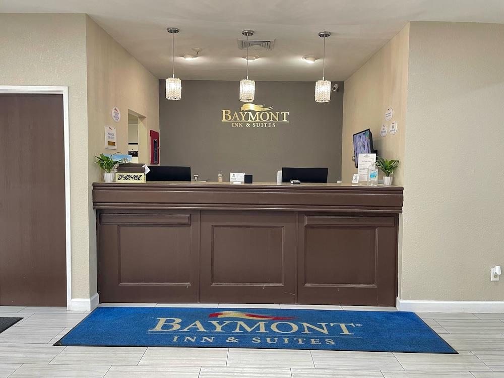 Baymont by Wyndham Anderson photo 4