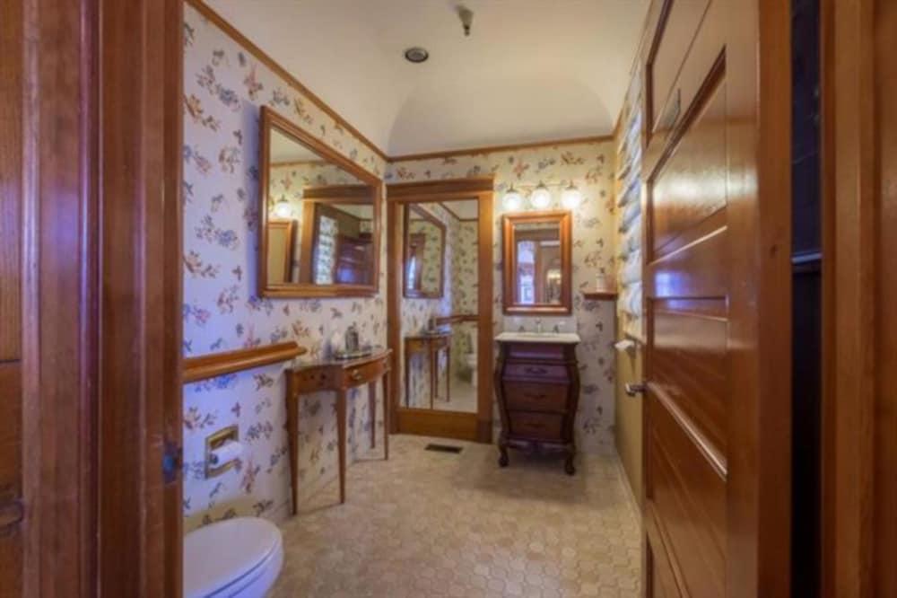 Pacific Grove Inn photo 82