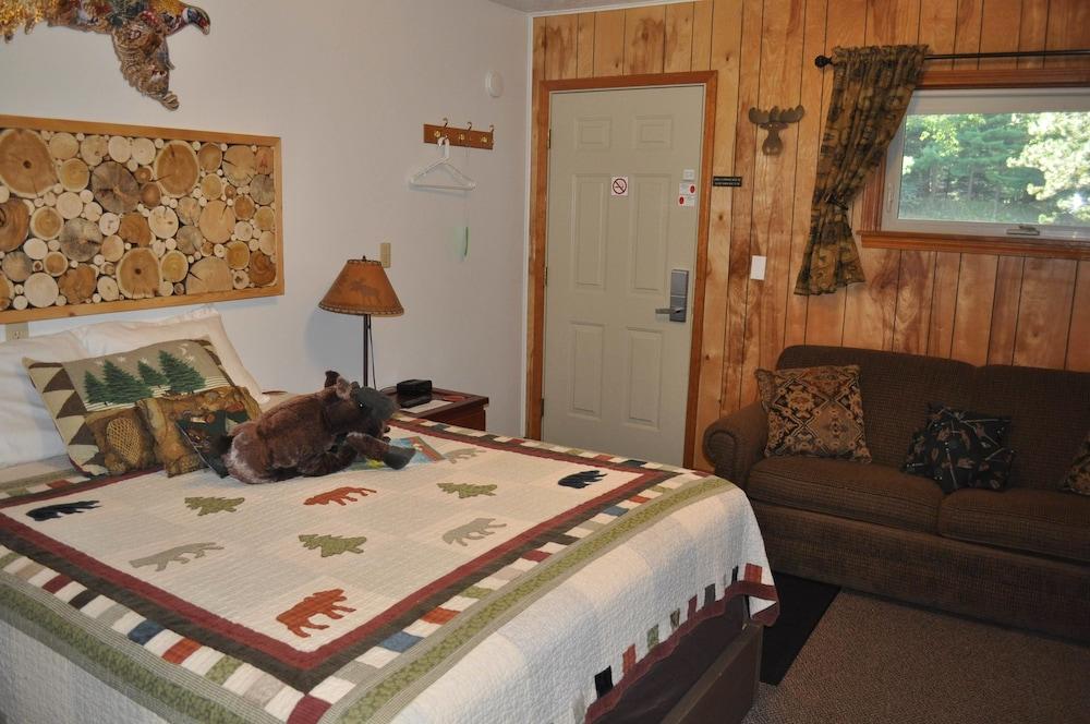 Red Moose Lodge photo 38
