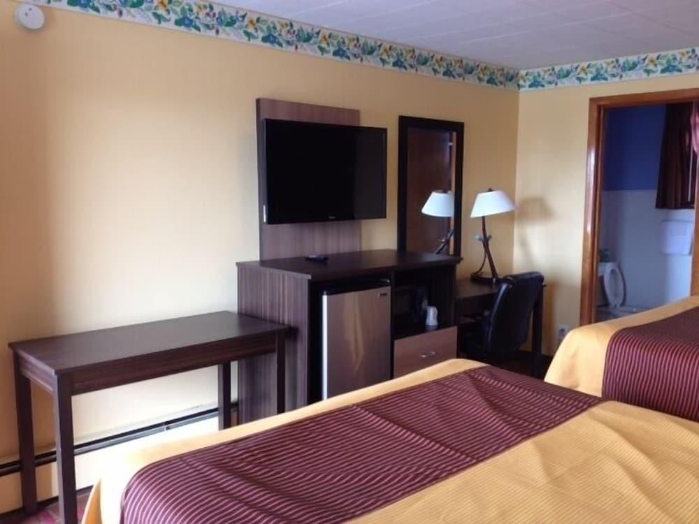 Budget Inn photo 16