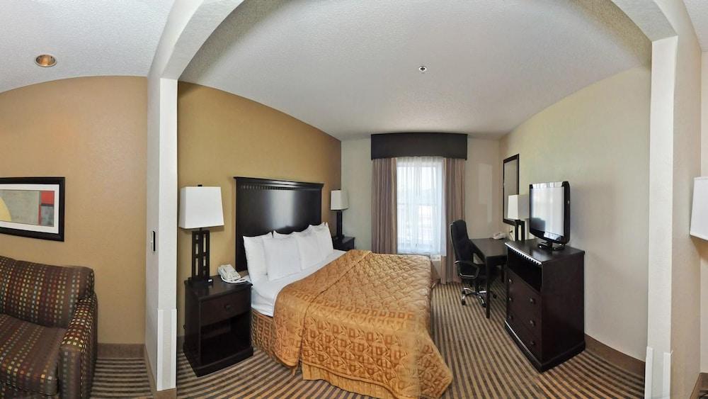 Comfort Inn & Suites Hot Springs Midtown photo 9