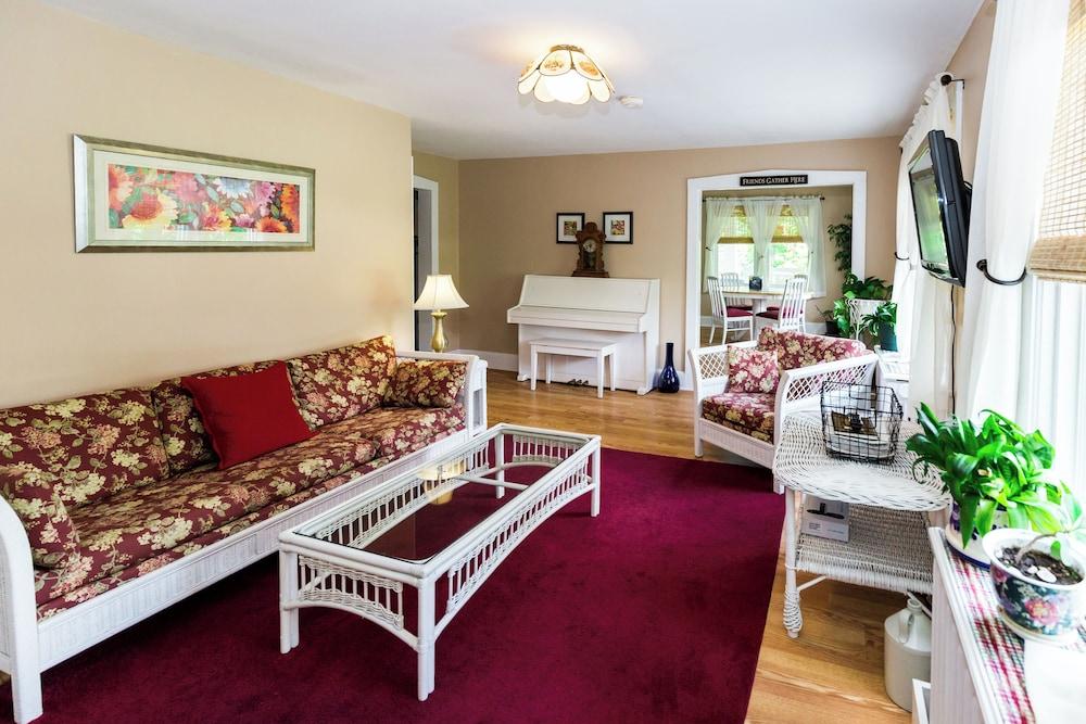 Pocono Ridge Inn photo 22