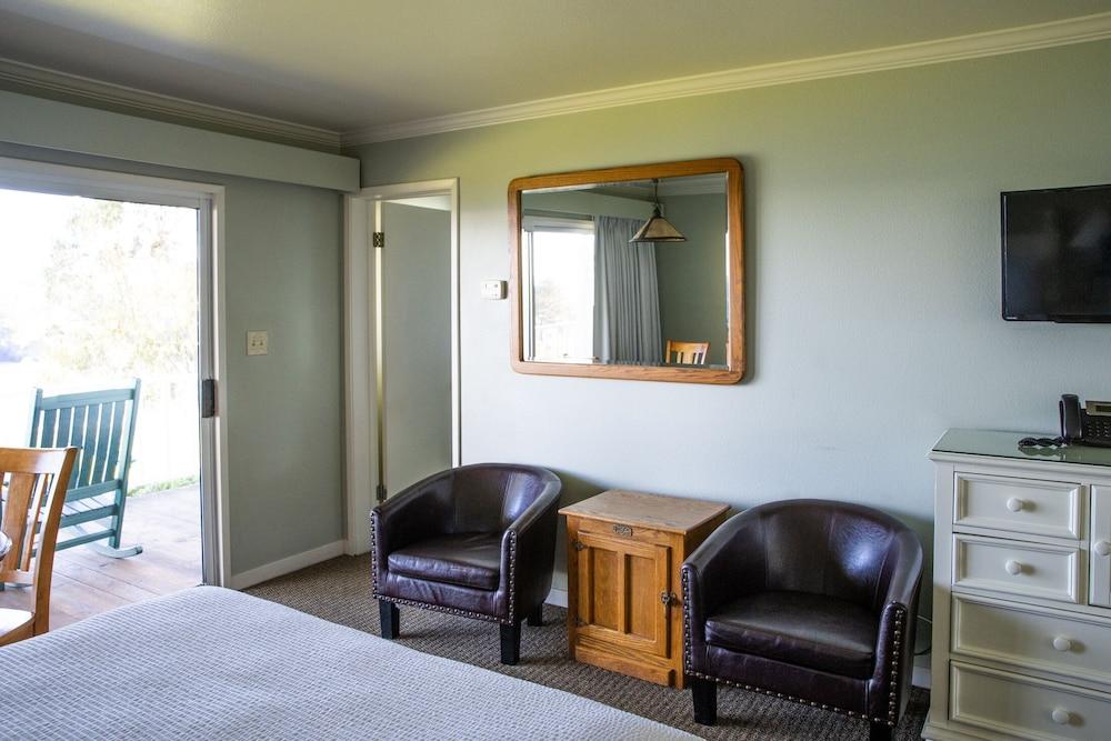 Little River Inn photo 2