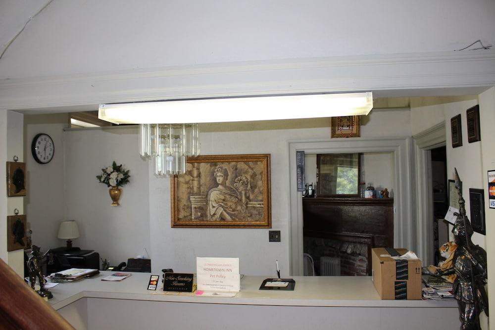 Hometown Inn Staunton photo 3