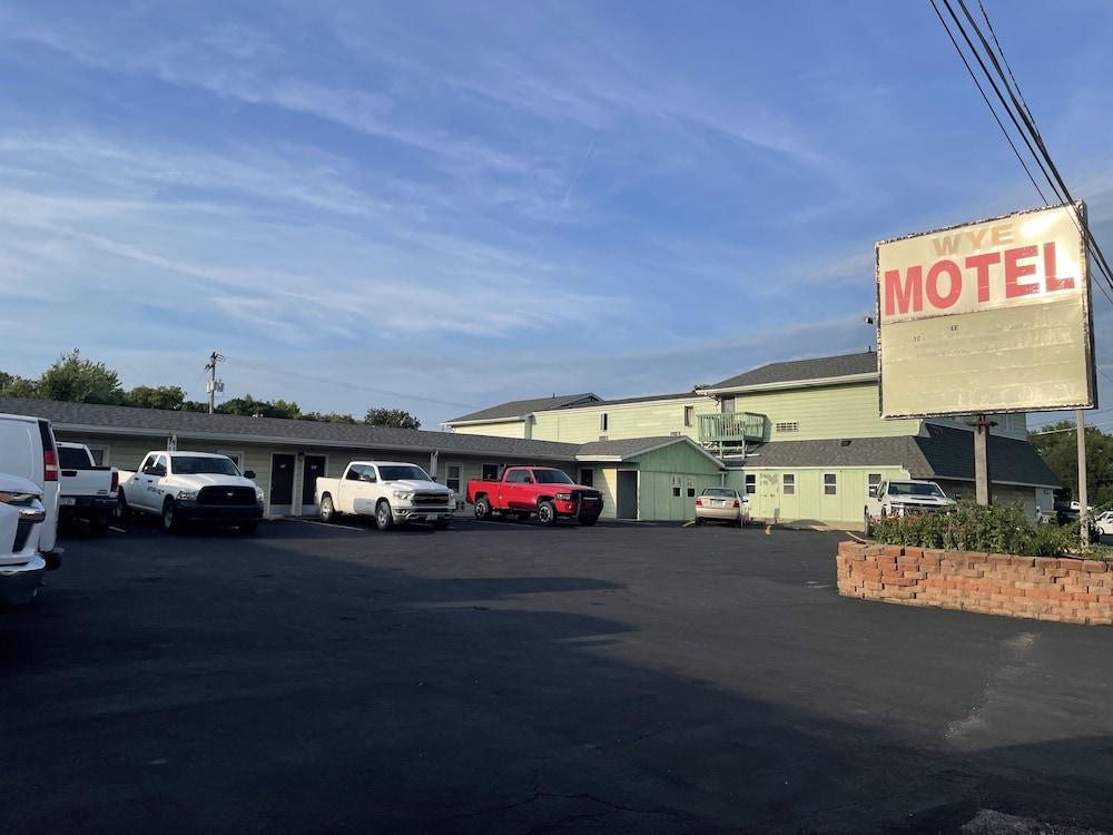 Wye Motel photo 1