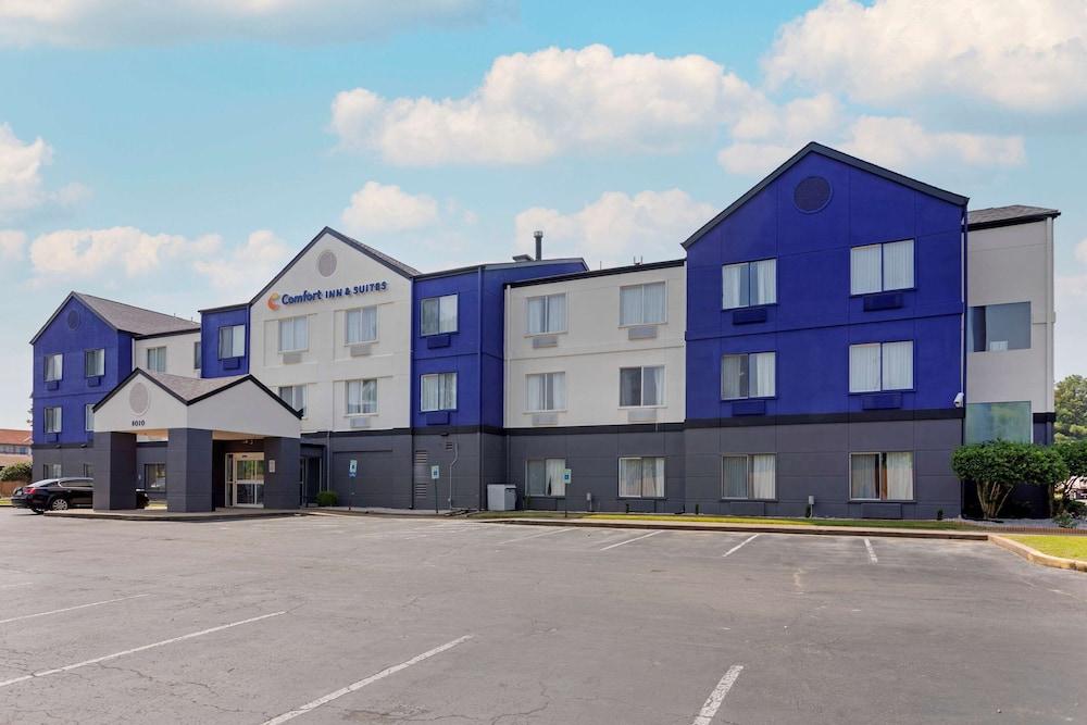 Comfort Inn & Suites Memphis East photo 3