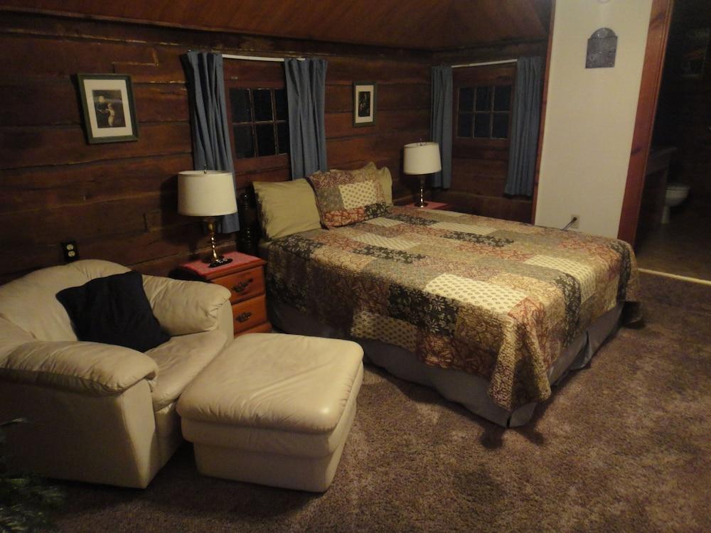 Brackenridge Lodge photo 5
