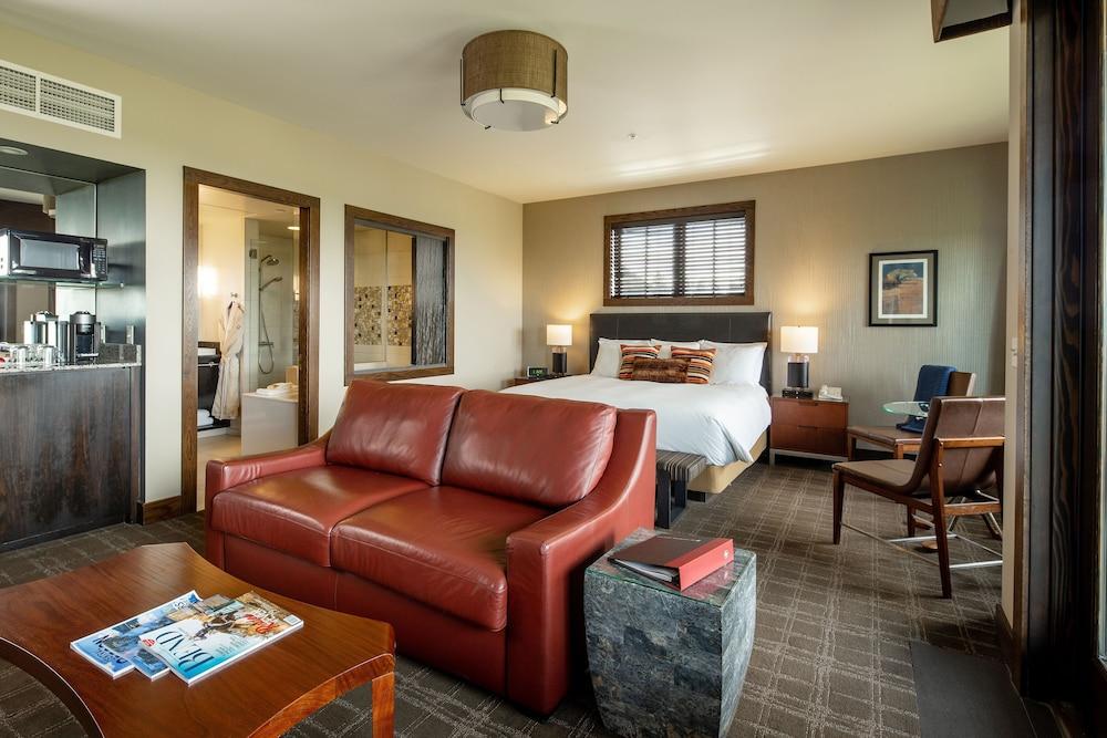 Tetherow Resort photo 20