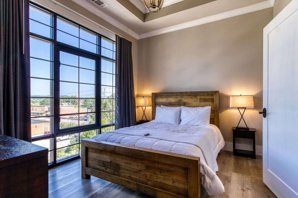The Historic Central Hotel, a New Hotel Collection Property photo 31