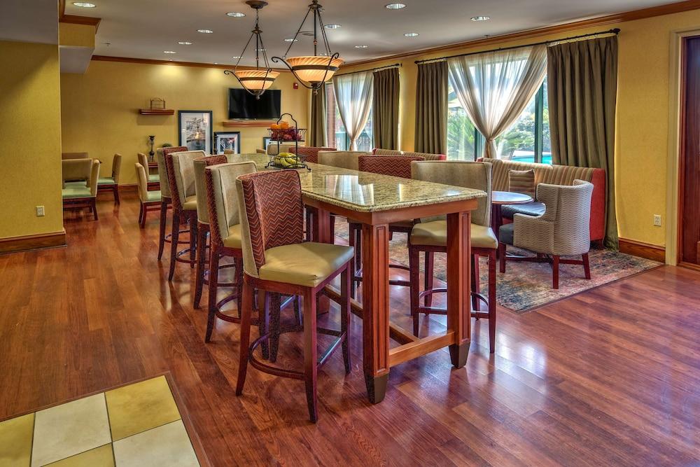 Hampton Inn Savannah-I-95-North photo 23