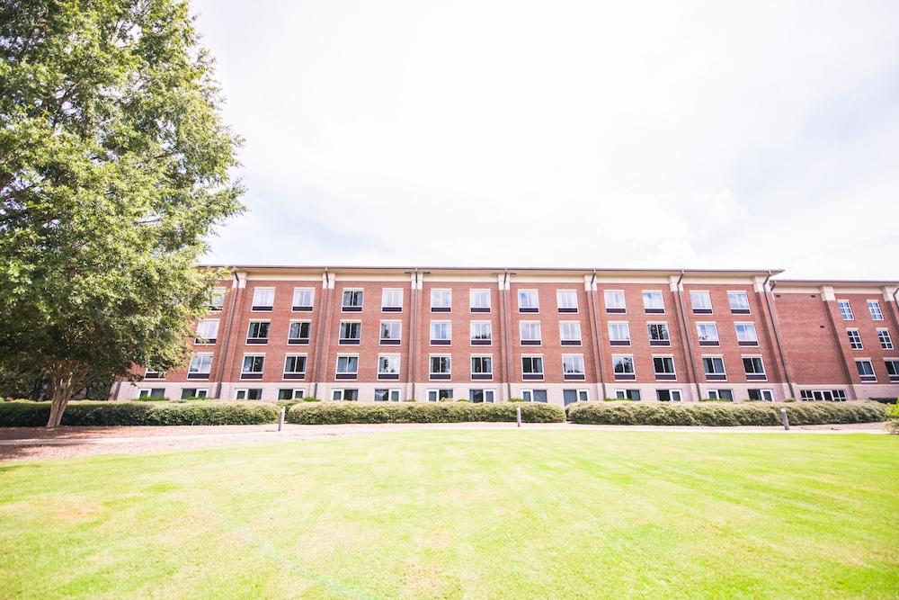 Clemson University's James F. Martin Inn photo 47