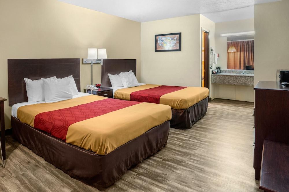 Econo Lodge Rolla I-44 Exit 184 Near Missouri University of Science and Technology — hotel in Rolla