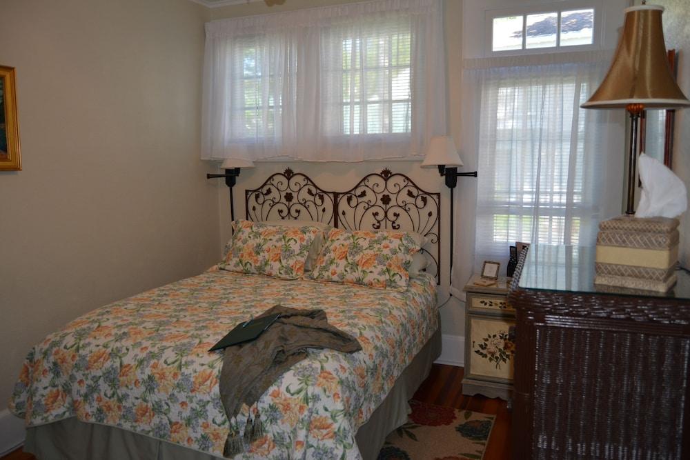 Boathouse Waterfront Lodging photo 5